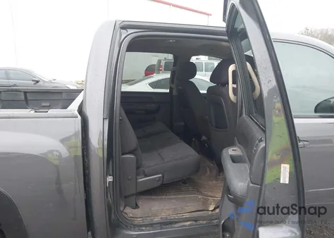 2011 Chevrolet Silverado 1500 Lt z USA, uszkodzony, nr VIN 3GCPKSE34BG233997